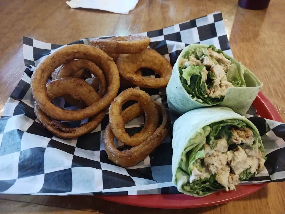 Grilled Chicken Wrap with Onion Rings